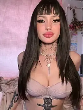Stripchat Nude Webcam of madelinexx