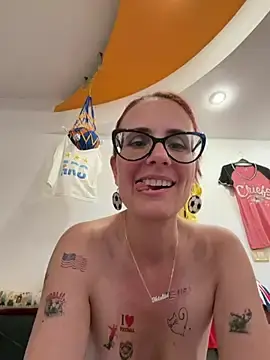 Stripchat Live Sex Cam of NataKitten