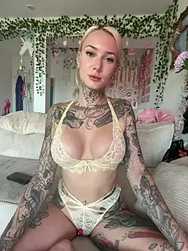 Stripchat Nude Webcam of Stella-Kink