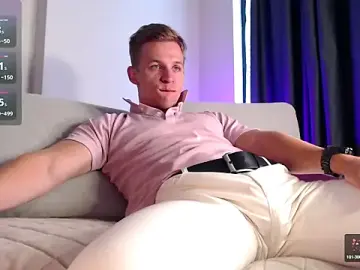 Stripchat Best Webcam of S3Xyes