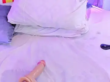Stripchat Watch Live Sex Cams of EmmaRouss1