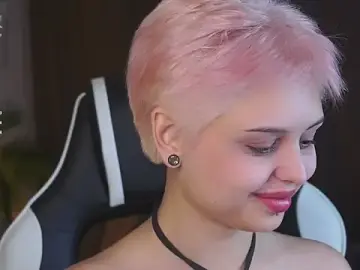 Stripchat Nude Webcam of Emmy-Brooks