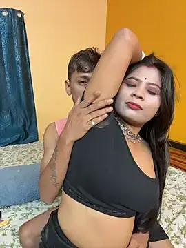 Stripchat Live Sex of RedQQueen