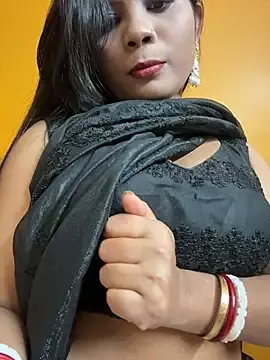 Stripchat Adult Webcam of RedQQueen