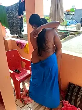 Stripchat Adult Webcam of Desicouple1706