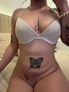 Stripchat Sex Cam of Roxanne_08