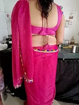 Stripchat Sex Cam of kaamuk_shweta