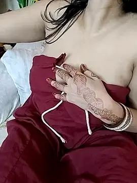 Stripchat Sex Chat of kaamuk_shweta
