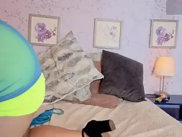 Stripchat Best Webcam of Isabella_cherry69