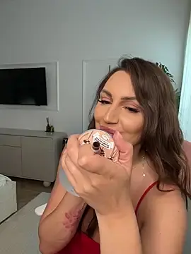 Stripchat Best live sex cam show of ClaraaJoy