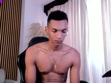 Stripchat Live Porn of JulienSaint