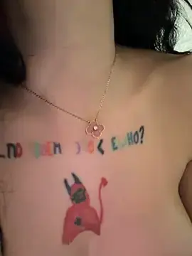 Stripchat Live Sex Cam of Melissa_crazy