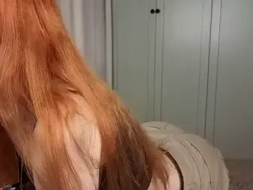 Stripchat Live Sex of tgirlfoxy