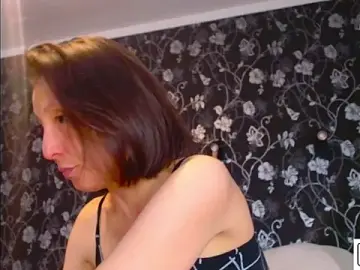 Stripchat Nude Webcam of Sophi_Cute