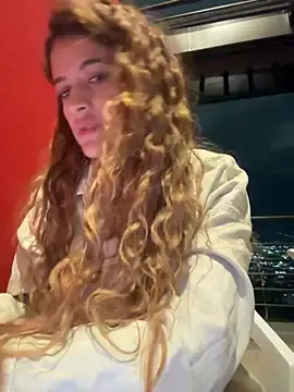 Stripchat Free Porn Cam of alana15