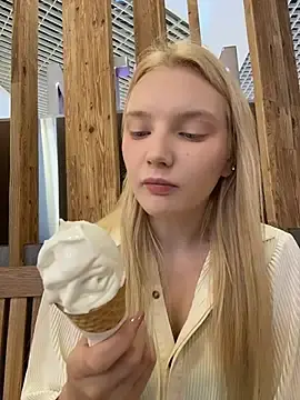 Stripchat Best Webcam of AmmyHot