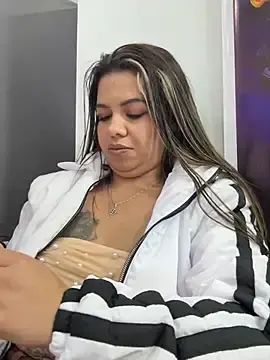 Stripchat Watch Live Sex Cams of Ariana-07