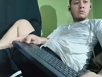 Stripchat Adult Webcams of sweet_cock28