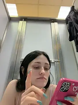 Stripchat Live Sex Cam of Mia_Mia_M