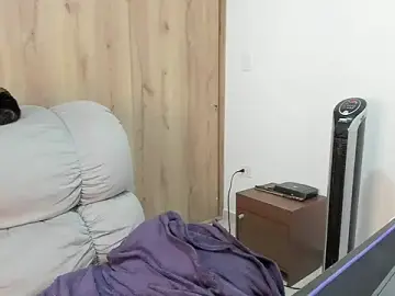 Stripchat Watch Live Sex Cams of xspecialoomx