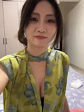Stripchat Adult Webcams of huihui_520