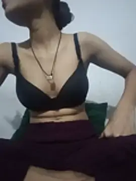 Stripchat Live Sex Cam of Nandundi