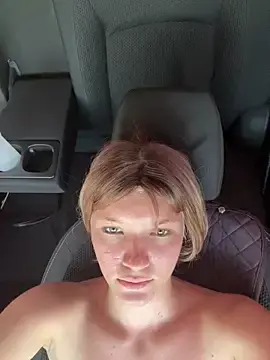 Stripchat Nude Webcam of girl-Emily