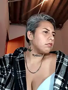 Stripchat Free Live Porn of Yessi_rousse