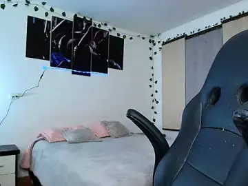 Stripchat Watch Live Sex Cams of yesie_hot