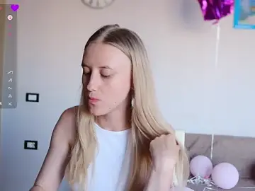Stripchat Free Live Porn of AngeelLina