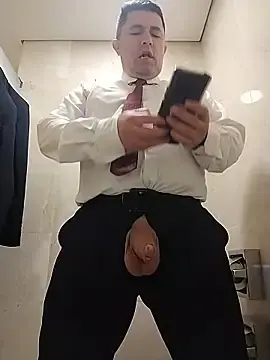 Stripchat Live Porn of BigCristh79