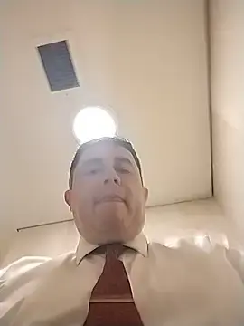 Stripchat Live Sex Cam of BigCristh79