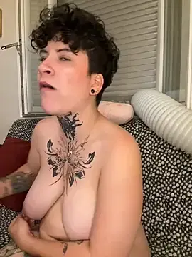 Stripchat Live Porn of callmelouve