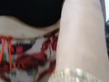 Stripchat Nude Webcam of jenny_milf69