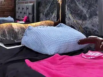 Stripchat Watch Live Sex Cams of Couple_Gold69