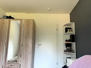 Stripchat Live Porn of SpanishRooter