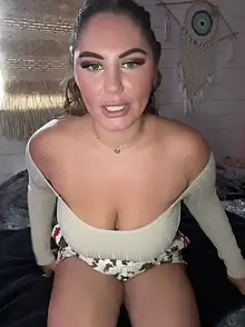 Stripchat Best live sex cam show of lovely_beast