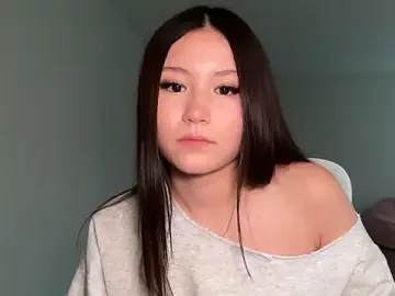 Stripchat Free Porn Cam of luvvivii