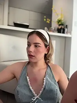 Stripchat Best Webcam of NicoleCut