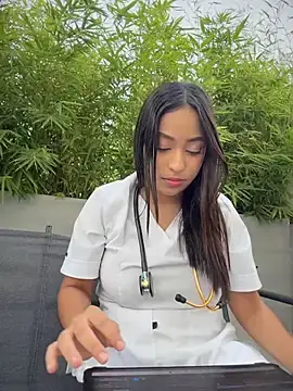 Stripchat Watch Live Sex Cams of Mia_Alanna