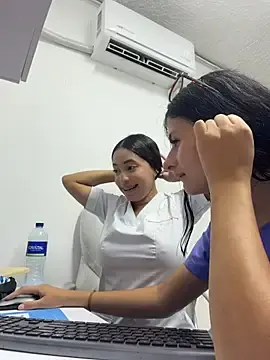 Stripchat Live Porn of Mia_Alanna