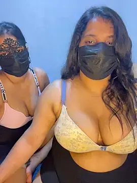 Stripchat Free Porn Cam of Savi-SL