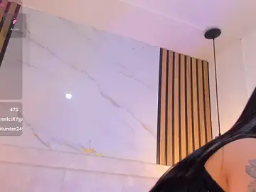 Stripchat Best live sex cam show of Madyson18