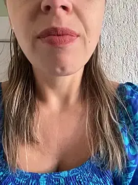 Stripchat Sex Chat of ladywithbigass