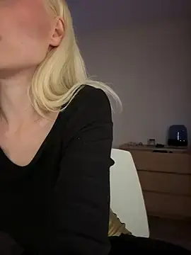 Stripchat Live Sex Cam of xDinnax