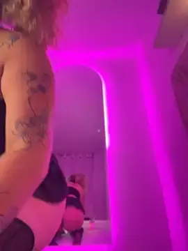 Stripchat Watch Live Sex Cams of Maddy_Beluci