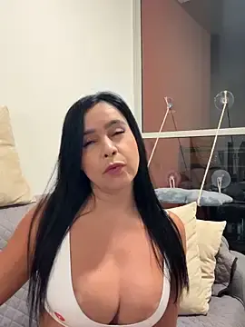 Stripchat Adult Webcam of _kathaLopez_
