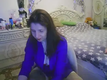 Stripchat Watch Live Sex Cams of Debra_Phoenix