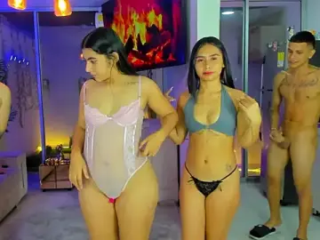 Stripchat Live Sex of stangirls_