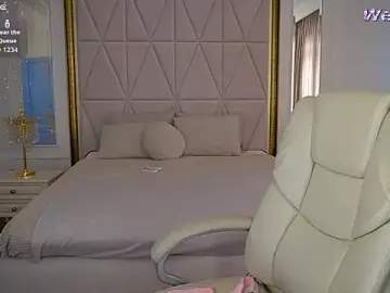 Stripchat Adult Webcams of EllaGoldenn